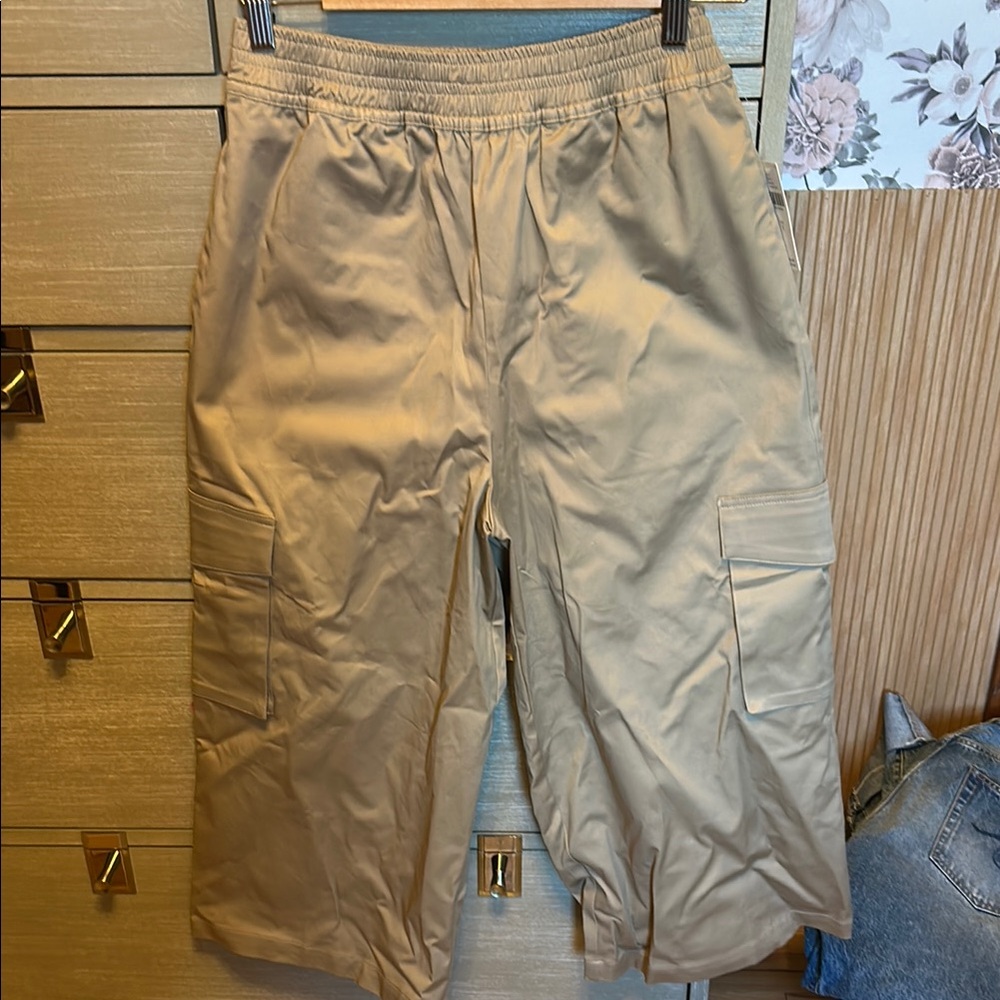 Tan cropped wide leg Cargo Pants